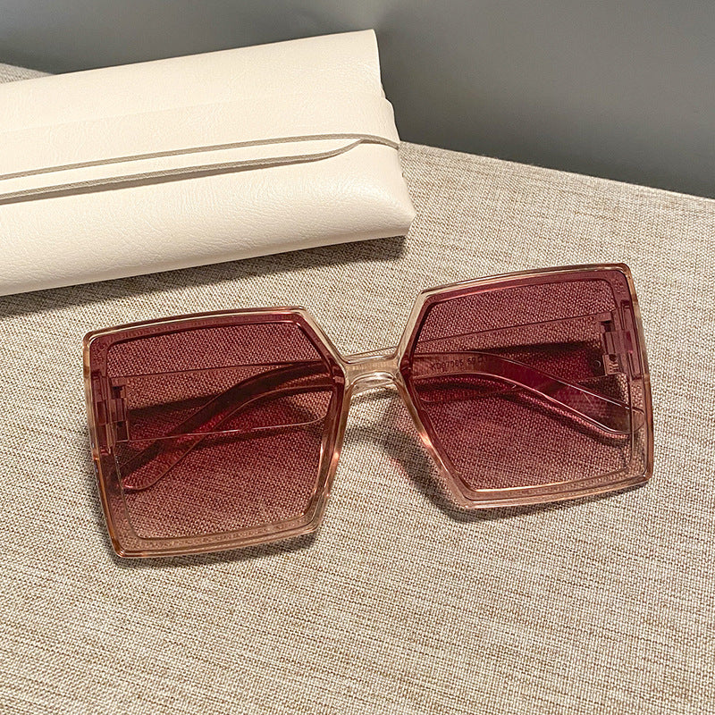 Damen quadratische Sonnenbrille mit robustem Rahmen und stylischem Design Brehn