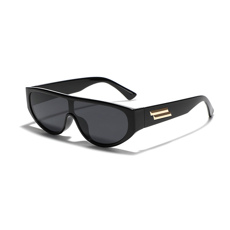 Damen sportliche Sonnenbrille mit maßgeschneidertem Rahmen Brehn