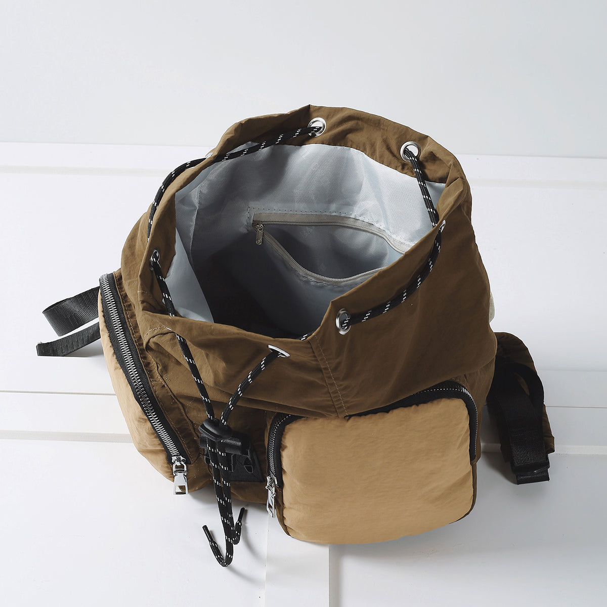 Leichter Outdoor-Rucksack