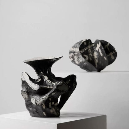 Künstlerische abstrakte dekorative Vase