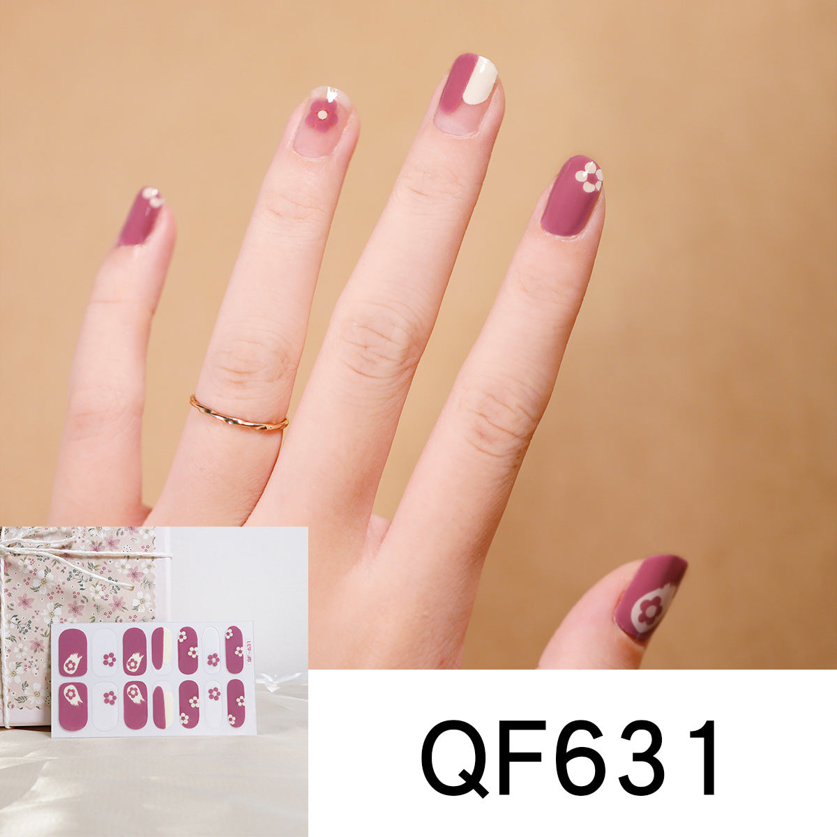 Künstliche Nagelgestaltung mit Herz-Motiv Brehn