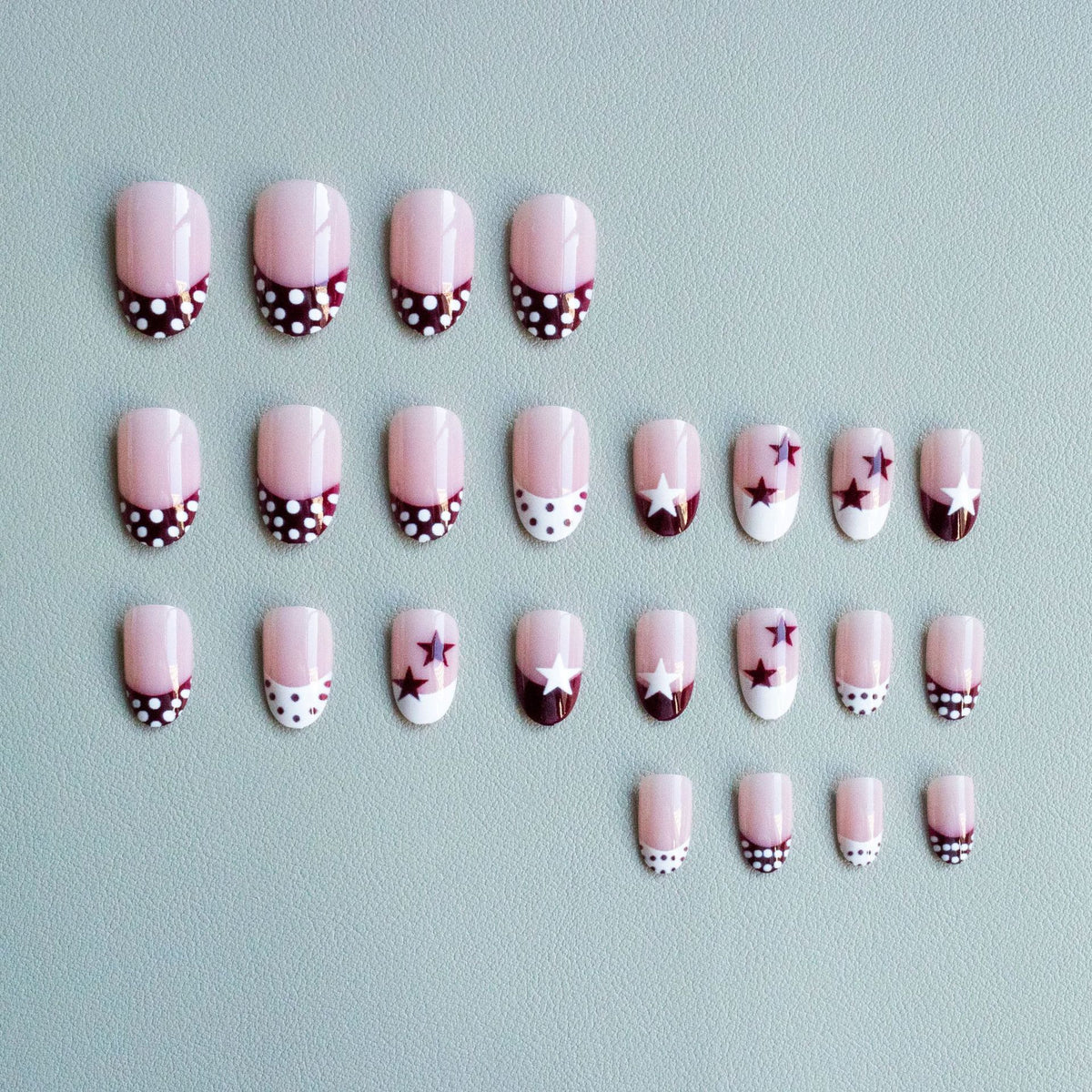 Künstlerisches Stern- und Punkt-Nagelkunst-Set