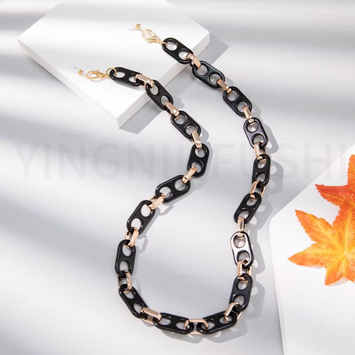Stylische Brillen Kette Brehn