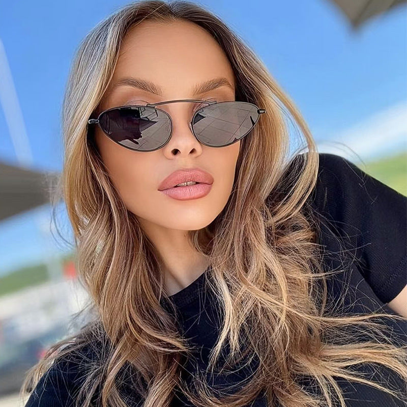 Damen modische Sonnenbrille im eleganten Ovaldesign Brehn