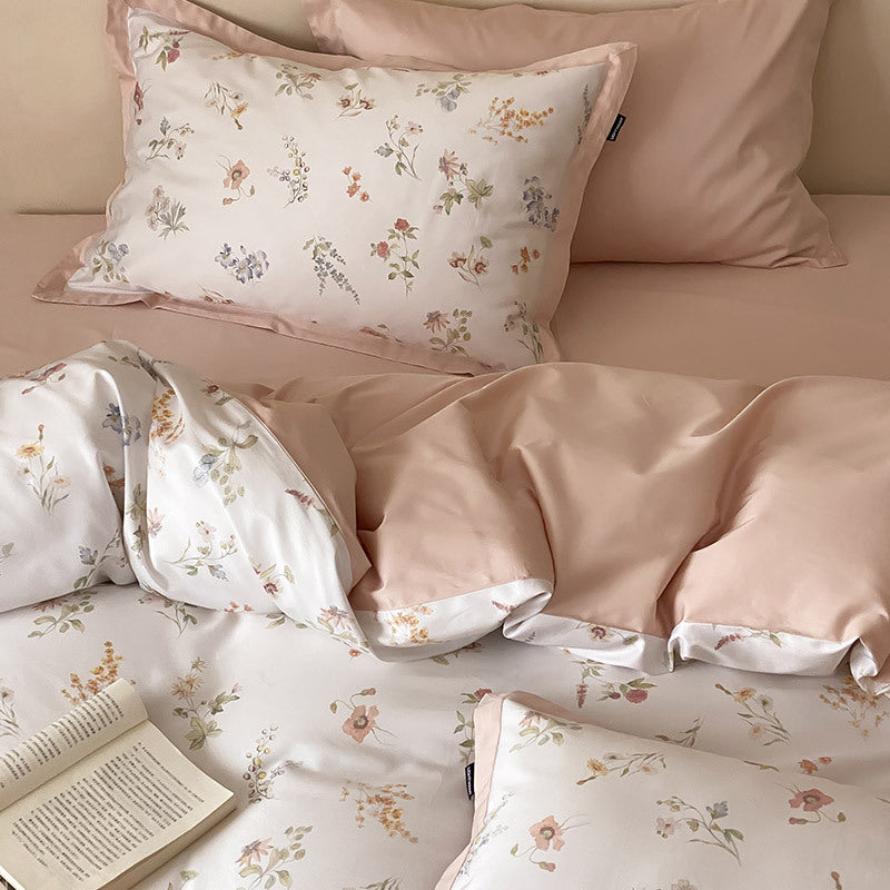 Luxuriöses Baumwollsatin-Bettwäsche-Set mit feinem Botanischem Druck und kontrastierter Kante