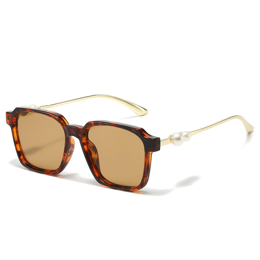 Chice quadratische Sonnenbrille mit Perlenakzenten Brehn