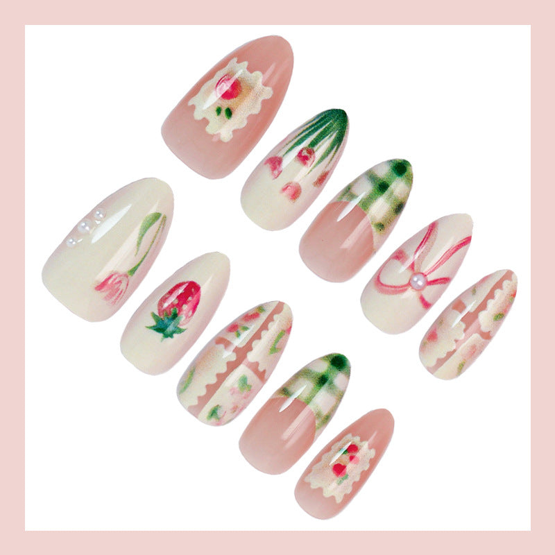 Kunstnagelset mit eleganten floralen und modischen Akzenten Brehn