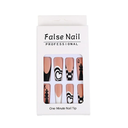 Kunstnagel-Set mit kreativen Schachmotiven Brehn
