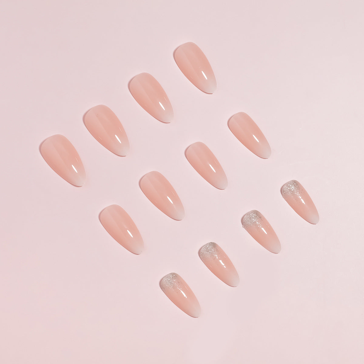 Premium Glänzende Mandel-Form Press-On Nagel Tipps Set Brehn