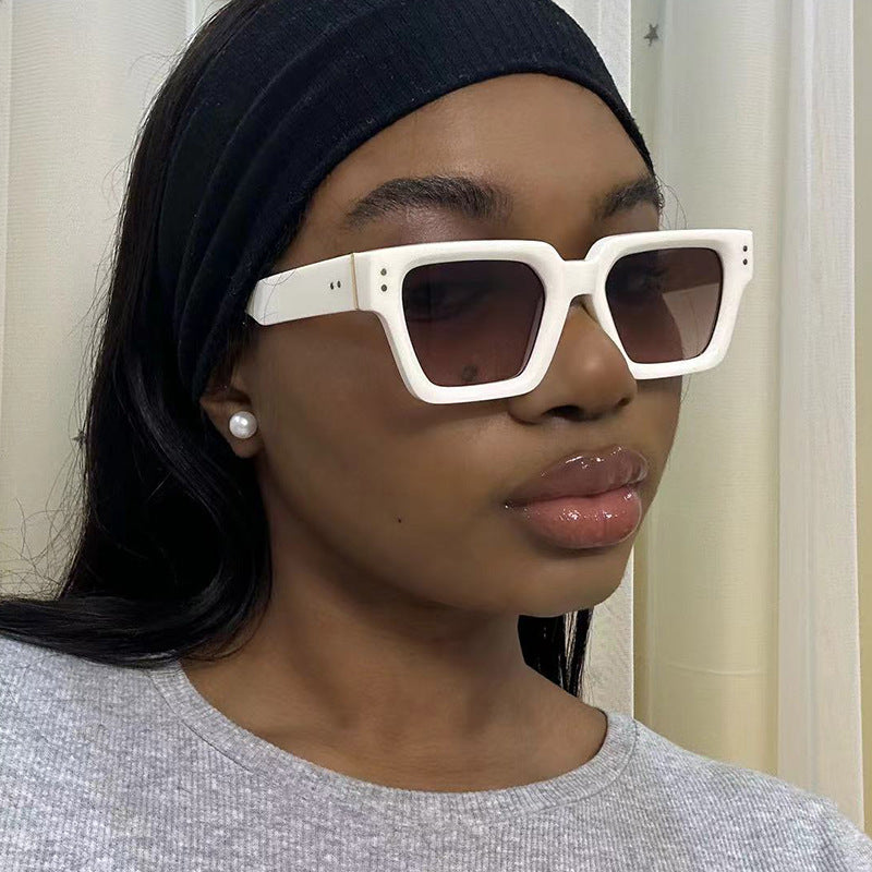 Damen modische Sonnenbrille im eleganten oversized Design Brehn