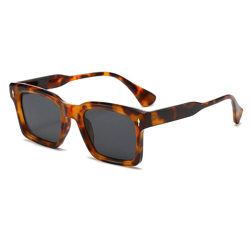 Damen Rechteckige Sonnenbrille im eleganten Schildpatt-Design Brehn
