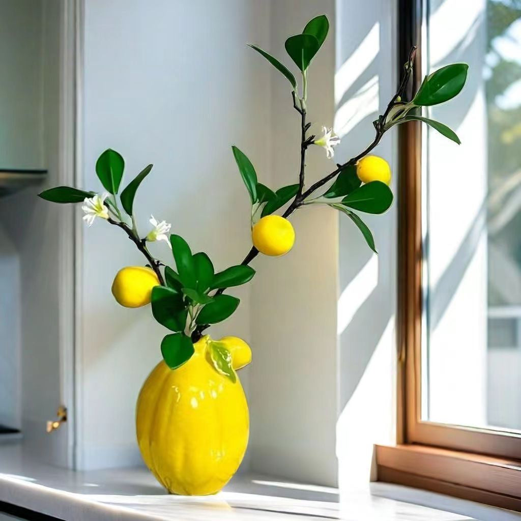 Dekorat vase aus Keramik für die Wohnkultur Anzeige