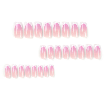 Kunstvolle Nagelverlängerungen mit zartem Ombre-Design Brehn