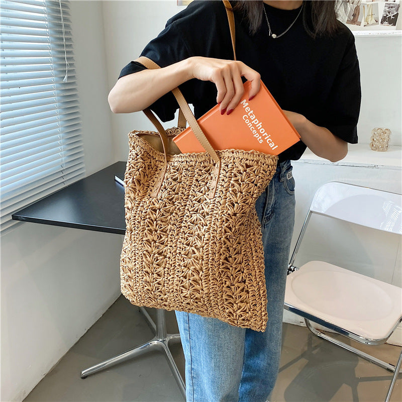 Handtasche Aus Geflochtenem Naturmaterial Brehn