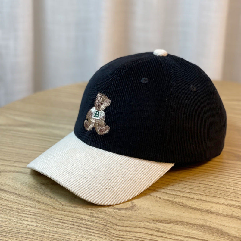 Damen Corduroy Baseball Cap mit Teddy Bären Stickerei Brehn