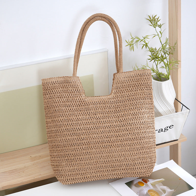 Handgefertigte Stroh-Tasche mit Modernem Design Brehn