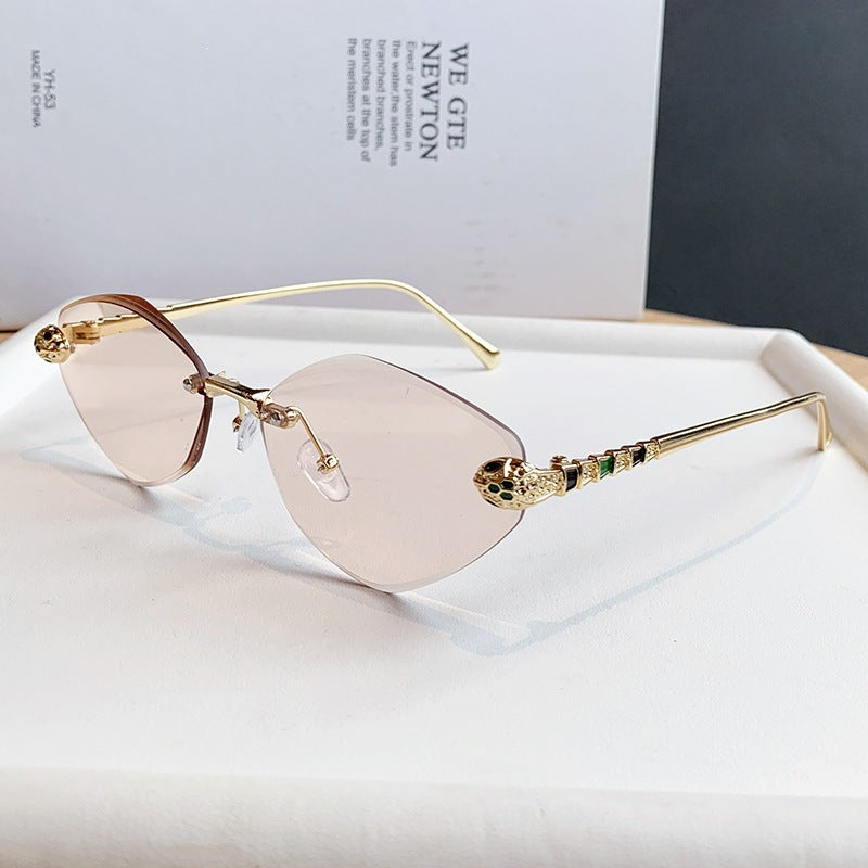 Damen Cat-Eye Sonnenbrille mit luxuriösem Schmuckrahmen Brehn