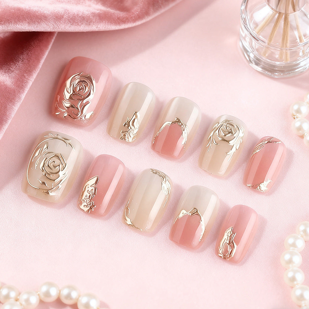 Elegantes Floral Press-On Nagelkunst Set Brehn