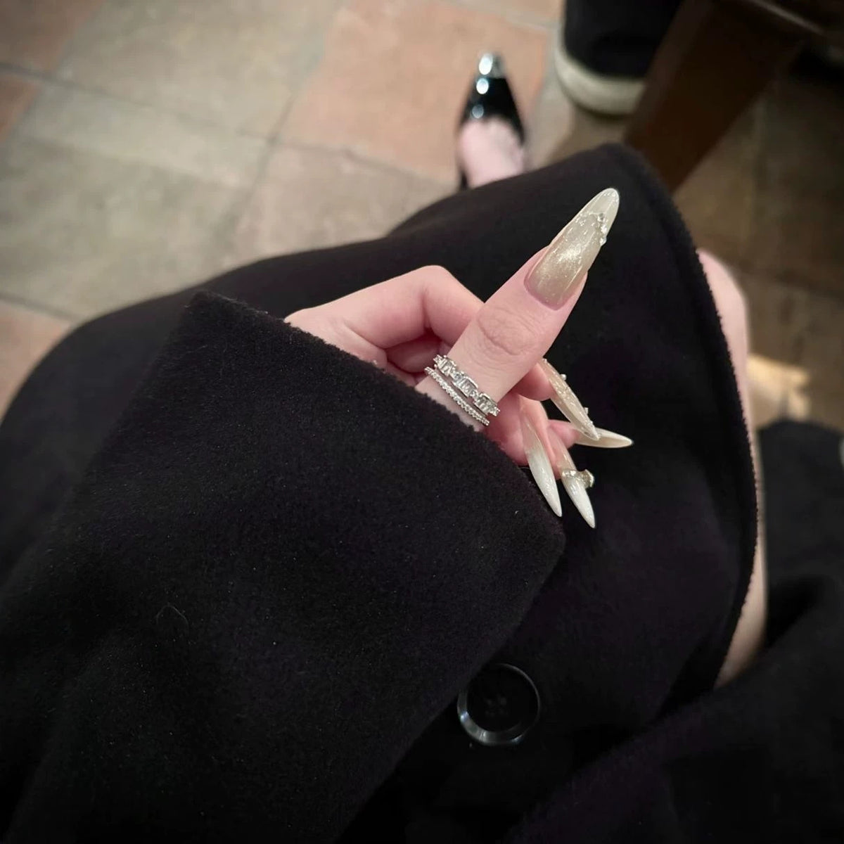 Elegante Stiletto Gel-Nagelverlängerungen