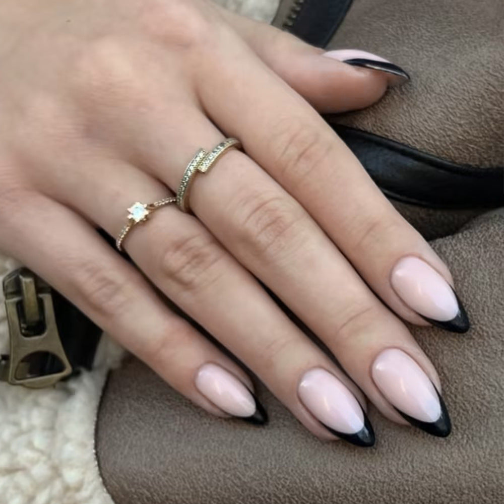 Elegante französische Spitzen-Presse-Nagel-Set Brehn