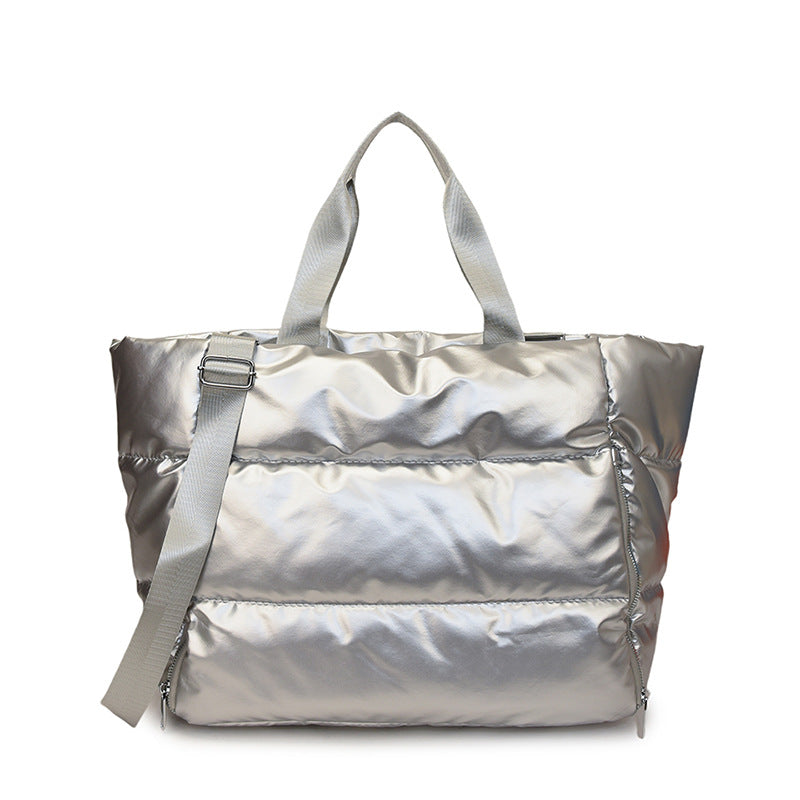 Stylish Minimalist Weekend Bag
