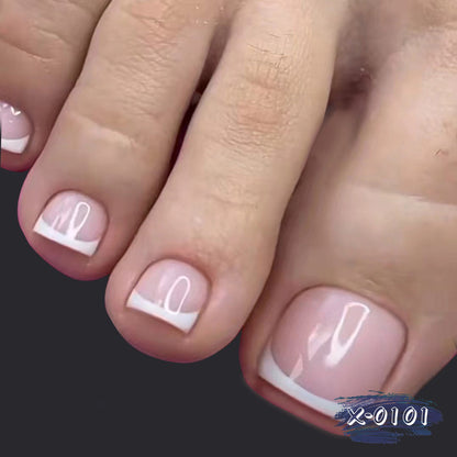 Elegante French Tip Pediküre