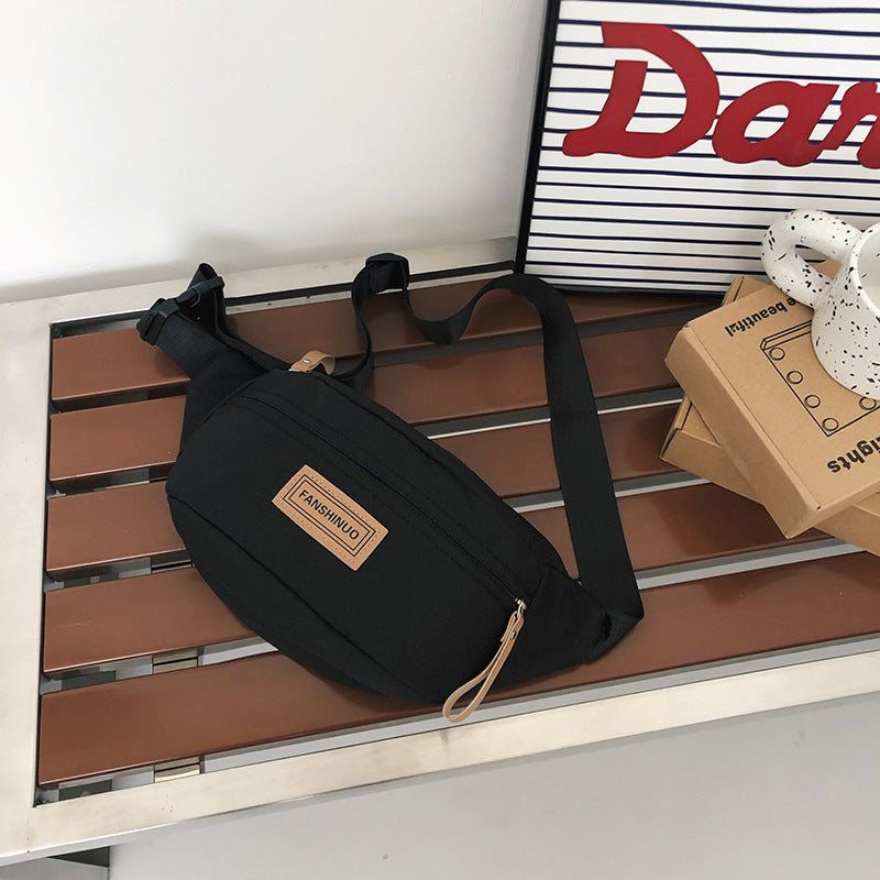 Schlanke Mehrzwecktasche Sling Bag
