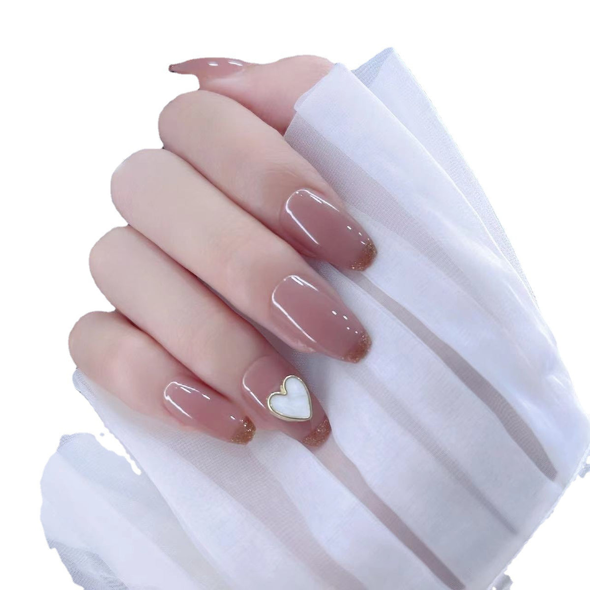 Dekoratives Press-On Nail Set mit Herzdesign Brehn