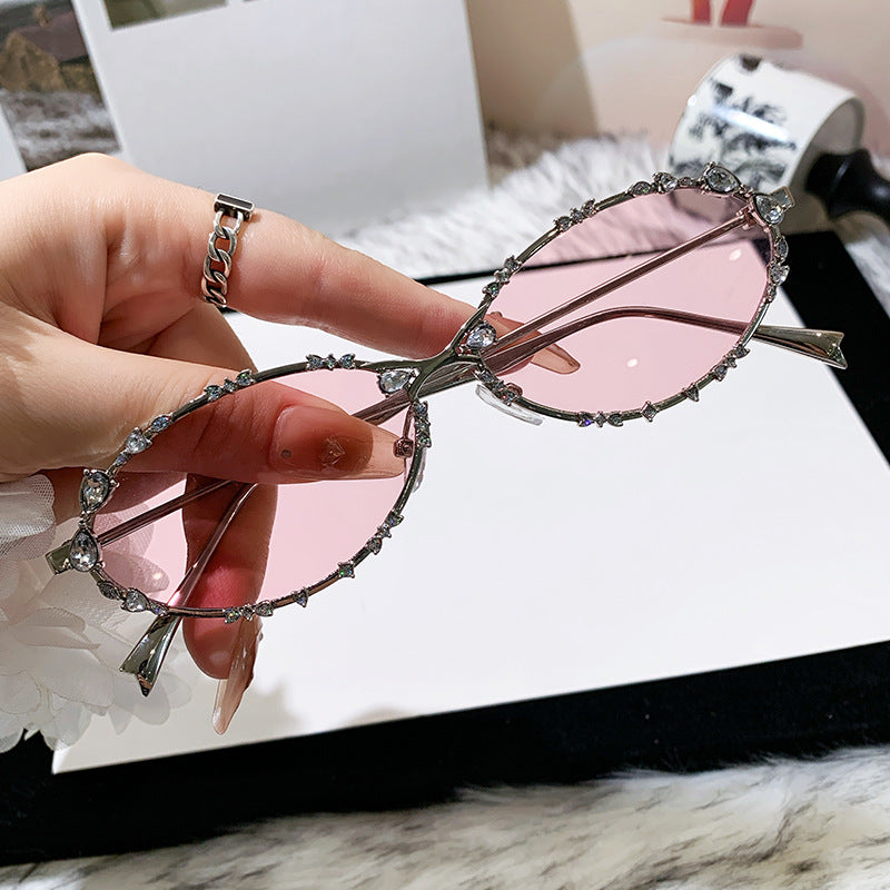 Damen exklusive Sonnenbrille mit funkelndem Strass-Besatz und elegantem Metallrahmen Brehn