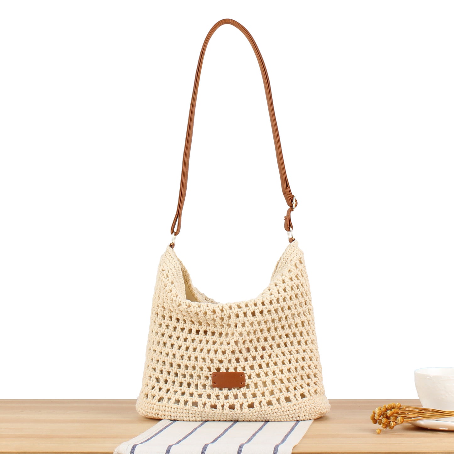 Handtasche Aus Handgeknüpftem Naturmaterial mit Lederakzenten Brehn