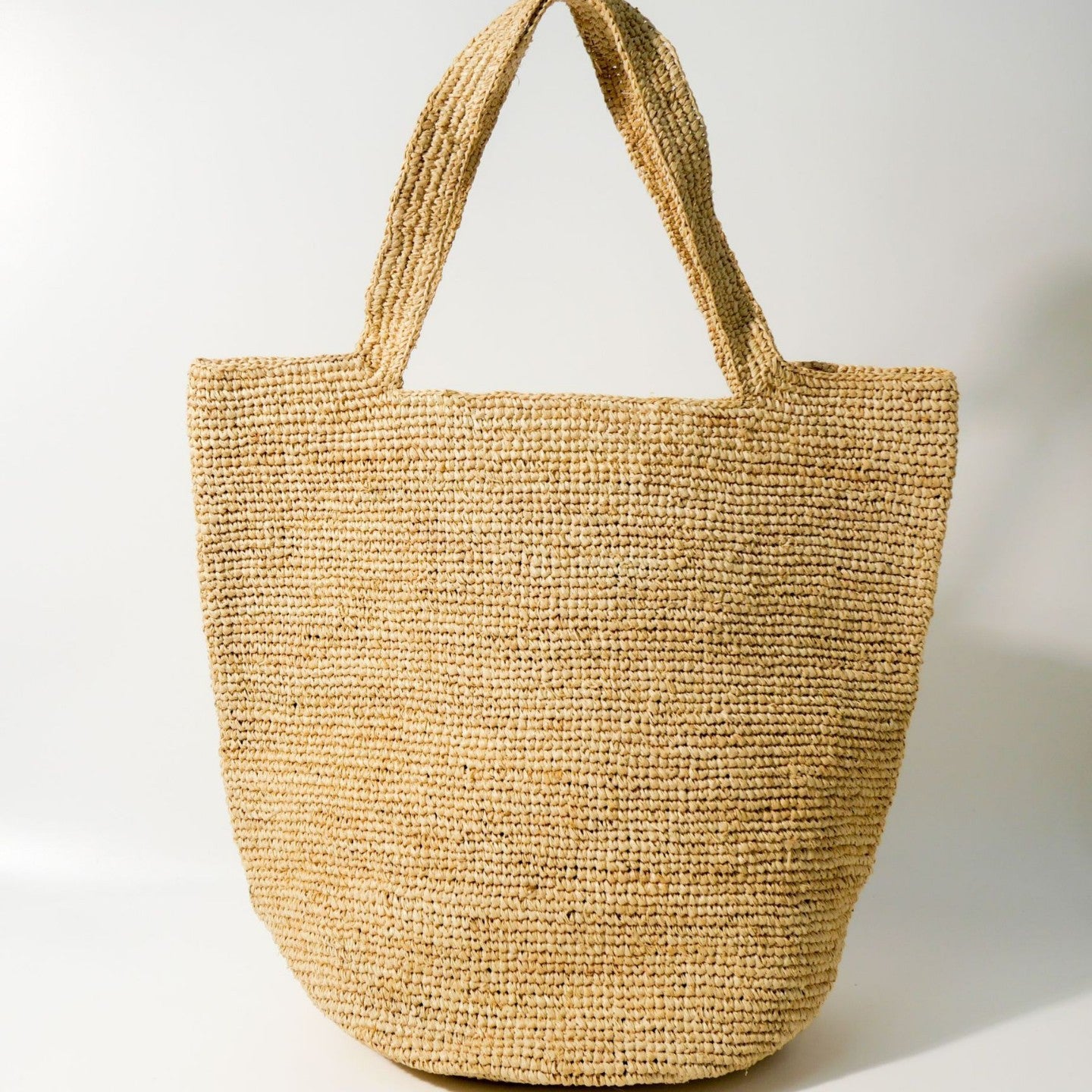 Stilvolle und Handgefertigte Raffia Tasche Brehn