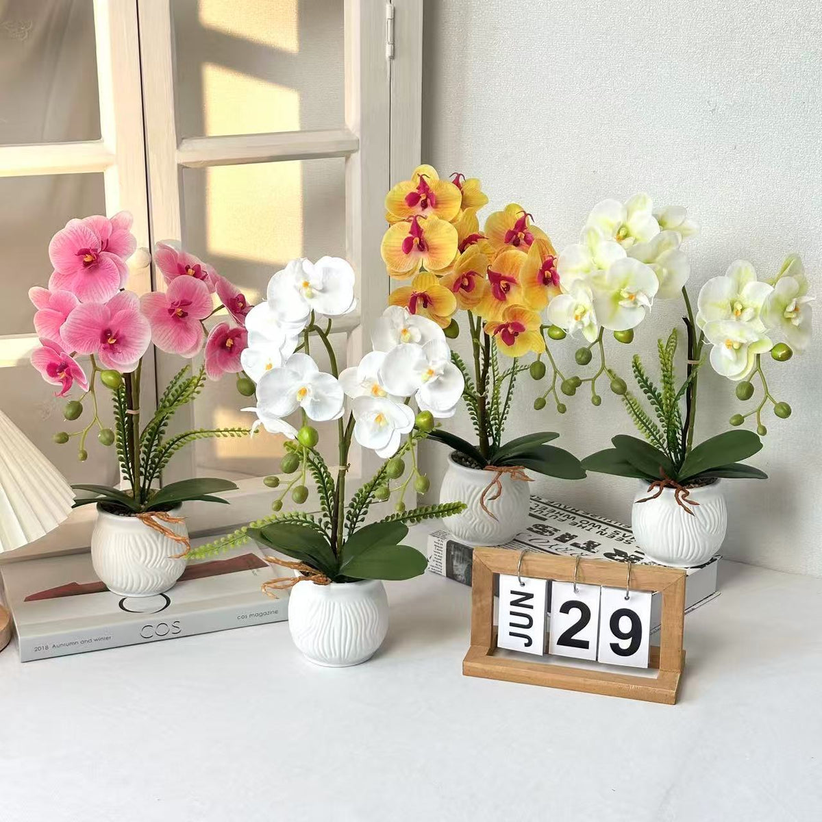 Elegante Künstliche Orchideenpflanzenanordnung für die Wohnraumdekoration