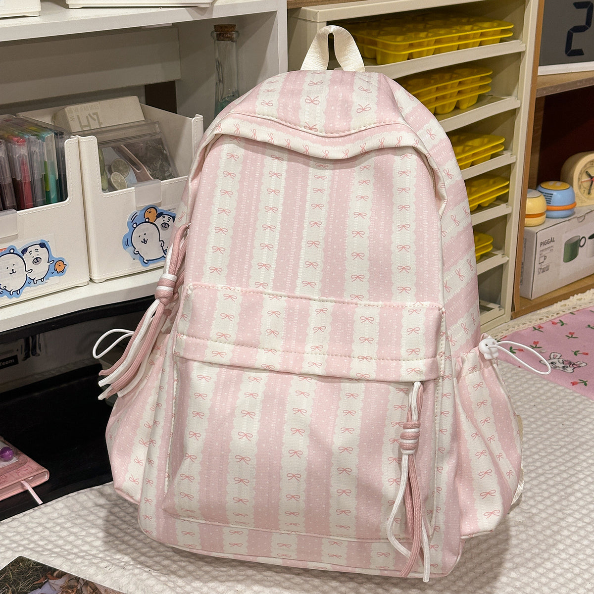 Verspielter gemusterter Schulrucksack Brehn