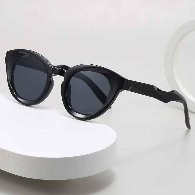Damen modische Sonnenbrille mit feline Features Brehn