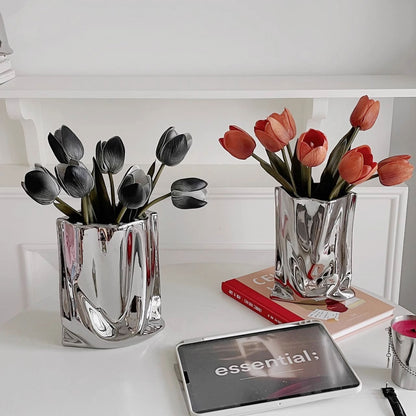 Lebensechte Tulpen Blumenarrangement