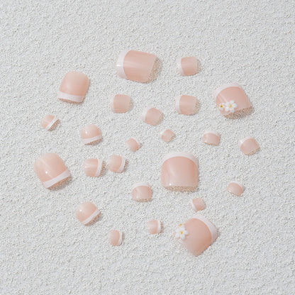 Kunstnagelset mit eleganten Blüten- und French-Spitzen Brehn