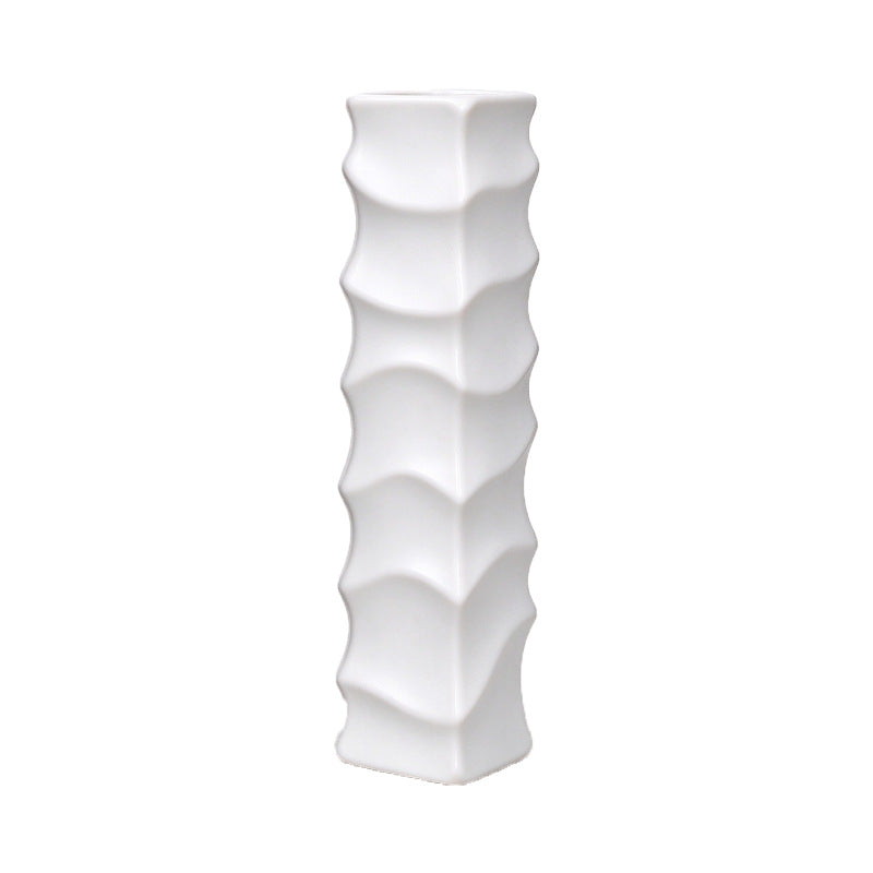 Dekorative Slim Wave Vase Brehn
