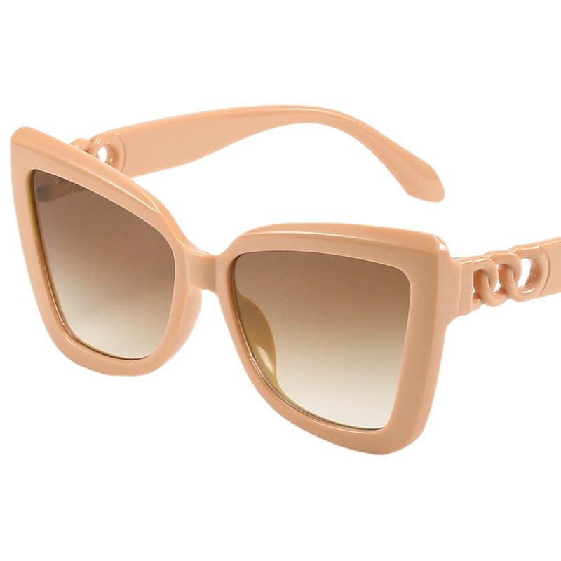 Damen moderne Cat-Eye Sonnenbrille mit klarem Rahmen und UV-Schutz Brehn
