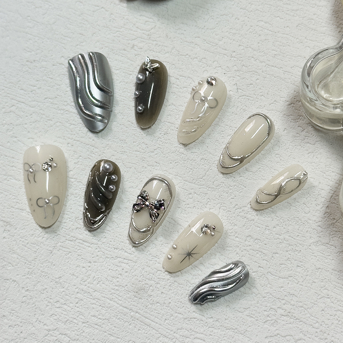 Künstlerisches Nageldesign Brehn