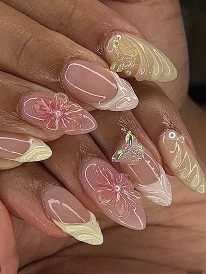 Artistic Nail Art Brehn