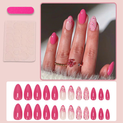Kunstnagelset mit floralen Akzenten und eleganten Designs Brehn