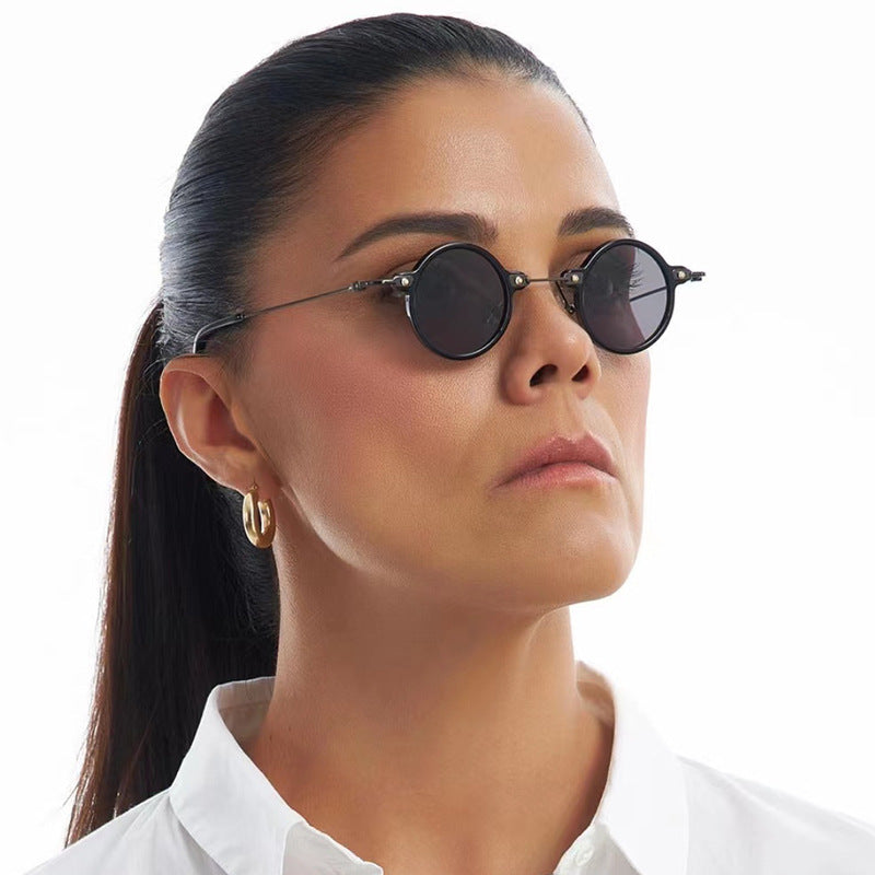 Damen runde Sonnenbrille mit modischem Metallrahmen und großen blauen Gläsern Brehn