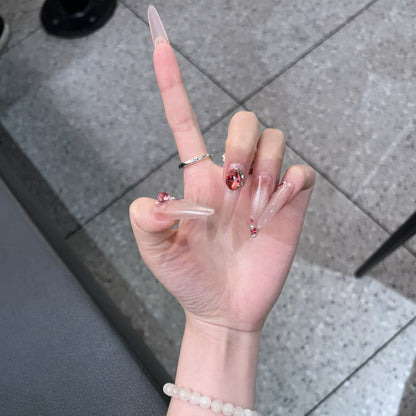 Glamouröses Stiletto Nagelkunstset Brehn