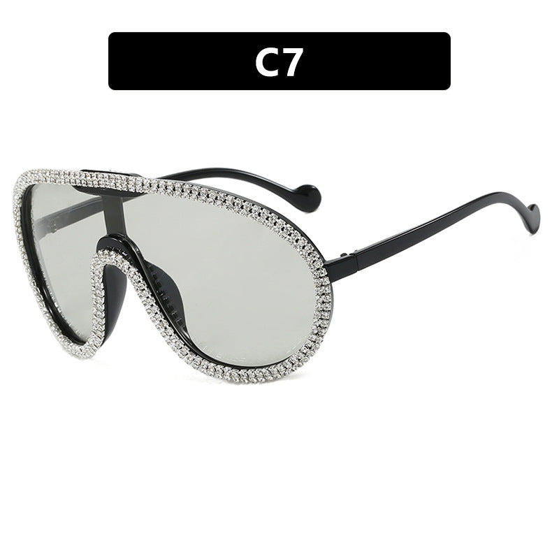 Damen extravagante Sonnenbrille mit funkelndem Rahmen Brehn