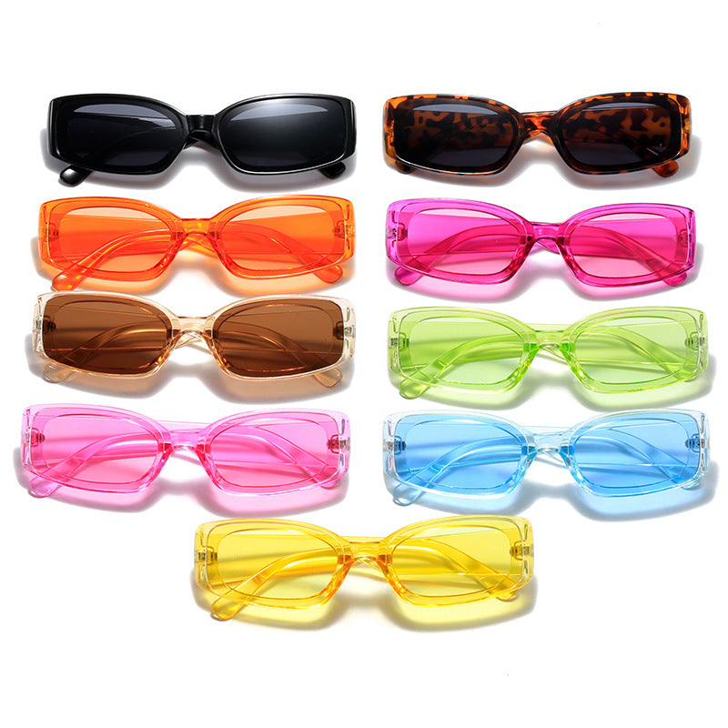 Damen modische Sonnenbrille im futuristischen Design Brehn