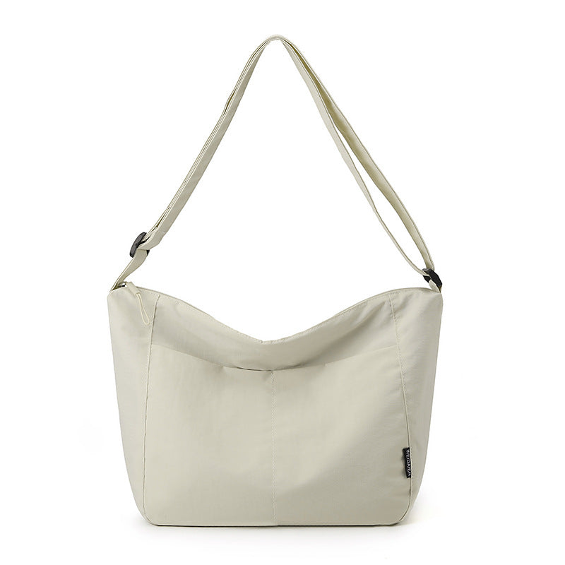 Zeitgenössische stilvolle Schultertasche Brehn