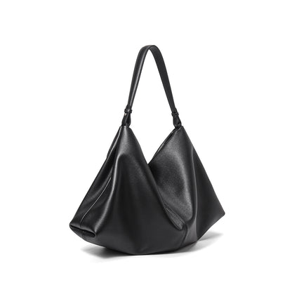 Skulpturaler Slouch Hobo Umhängetasche mit kontrastierendem Obergriff