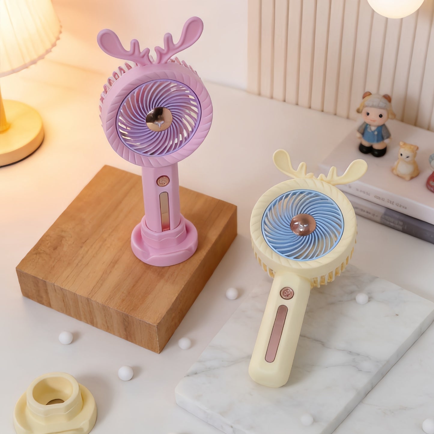 Damen Tragbarer Mini-Ventilator mit beweglichem Kopf und USB-Anschluss Brehn