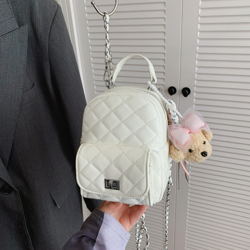Gestepptes Mini-Rucksack mit süßem Schlüsselanhänger