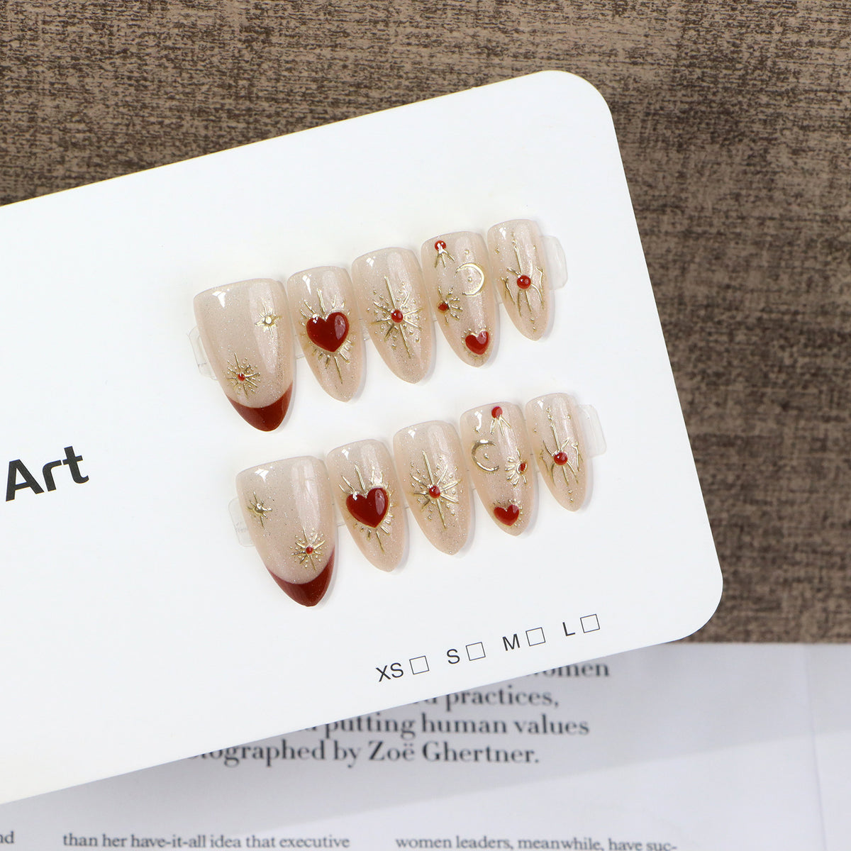 Dekorativer Press-On Nail Set Brehn